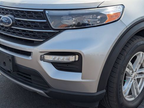 Used 2023 Ford Explorer XLT w/ Equipment Group 202A AWD/4WD image 12