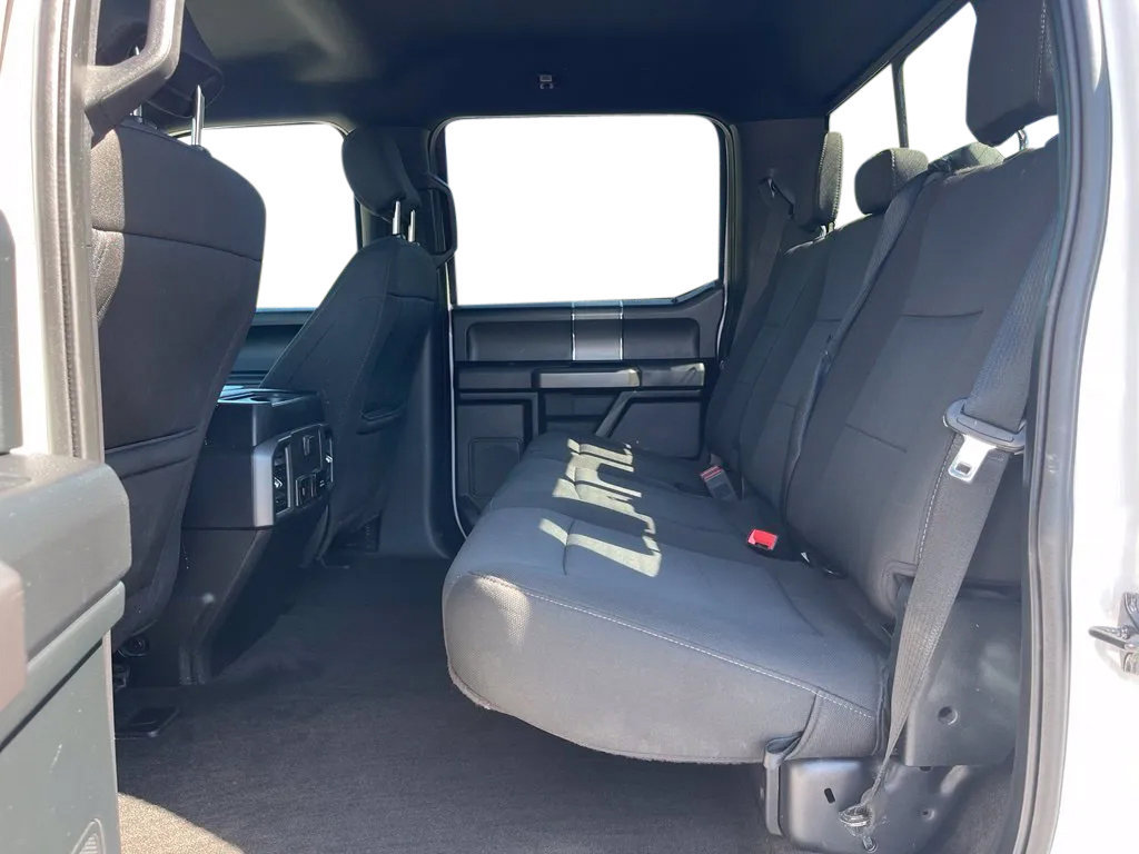 Used 2020 Ford F150 XLT w/ Equipment Group 302A Luxury AWD/4WD image 18