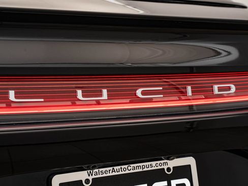 Used 2024 Lucid Air Touring AWD/4WD image 16