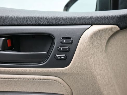 Used 2024 Honda Odyssey EX-L image 32