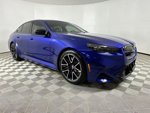 Used 2025 BMW M5 w/ M Driver's Package image 5