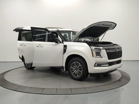 Used 2026 Nissan Armada Platinum RWD image 10