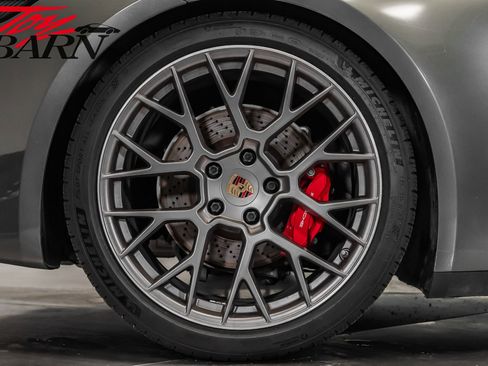 Used 2020 Porsche 911 Carrera S image 15