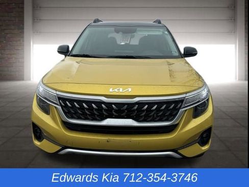Used 2023 Kia Seltos Nightfall Edition image 10