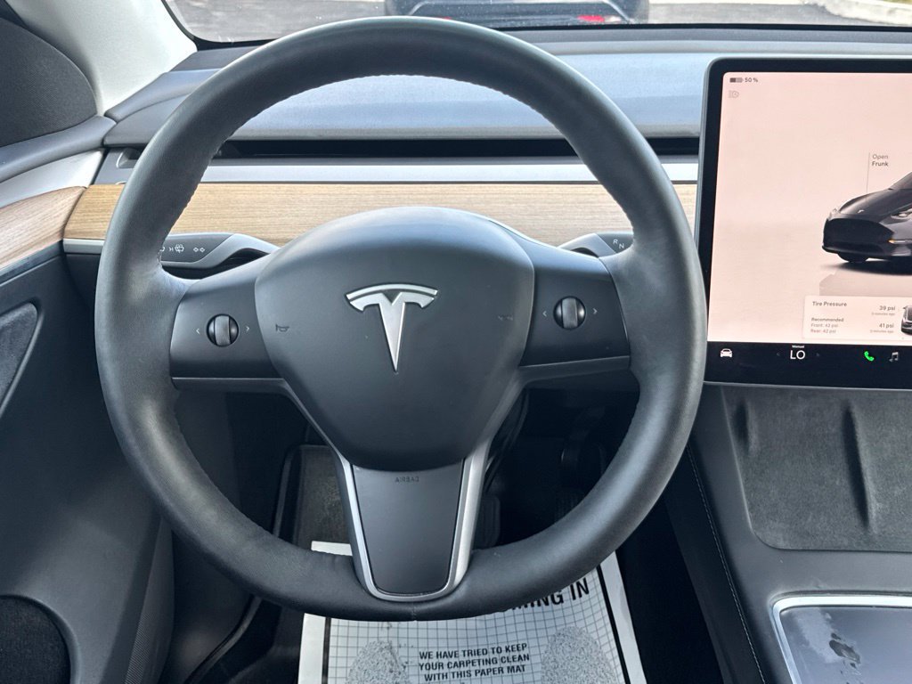 Used 2023 Tesla Model Y Long Range AWD/4WD image 18