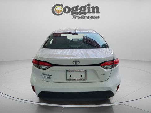 Used 2024 Toyota Corolla LE image 4