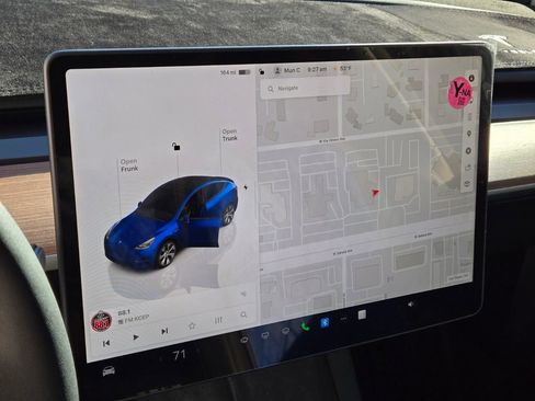 Used 2024 Tesla Model Y Long Range image 10