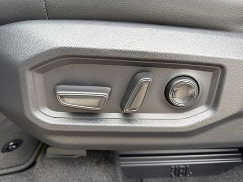 New 2026 Toyota Tundra Limited AWD/4WD image 27