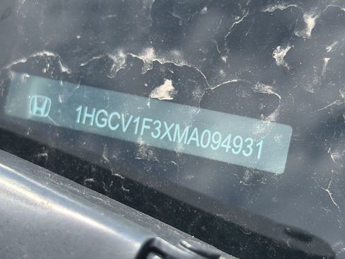 Used 2021 Honda Accord Sport image 2
