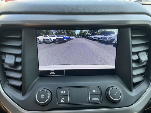 Used 2022 GMC Acadia AT4 w/ Preferred Package AWD/4WD image 24