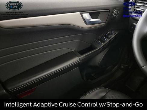 Certified 2022 Ford Escape SEL w/ Technology Package AWD/4WD image 32