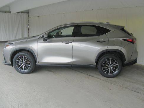 Used 2023 Lexus NX 350 AWD image 25