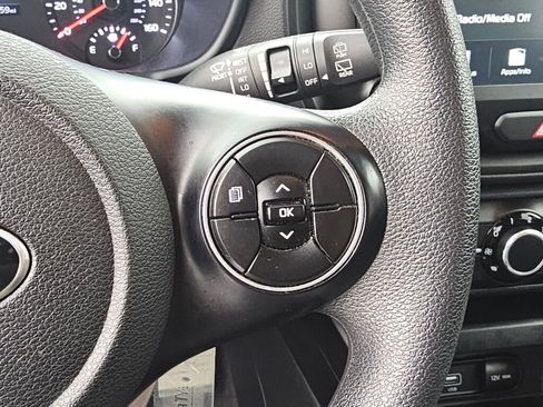 Used 2021 Kia Soul LX FWD image 30