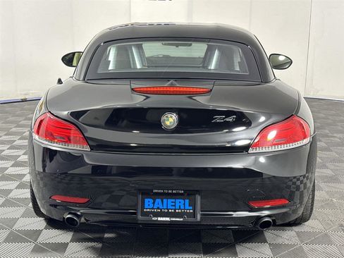 Used 2009 BMW Z4 sDrive35i image 4