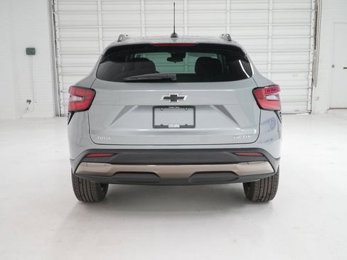 New 2026 Chevrolet Trax ACTIV w/ Driver Confidence Package FWD image 6