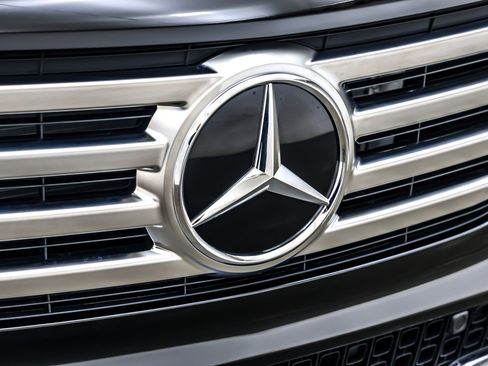 New 2026 Mercedes-Benz GLB 250 image 13