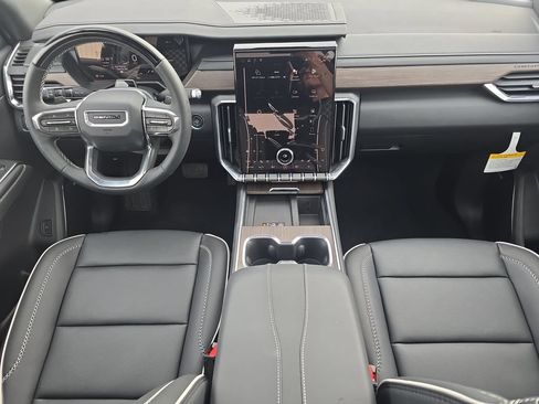 New 2026 GMC Acadia Denali w/ Super Cruise Package FWD image 9