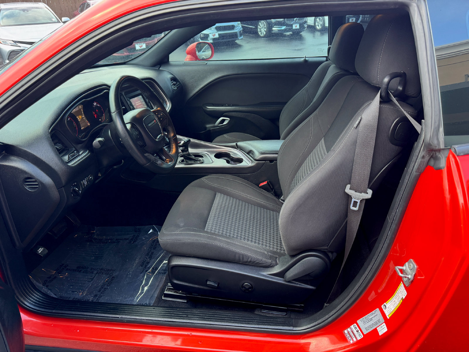 Used 2017 Dodge Challenger SXT w/ Blacktop Package RWD image 9