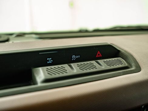 Used 2024 Ford Bronco Outer Banks AWD/4WD image 28