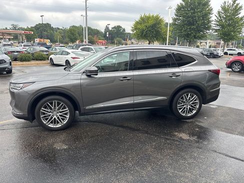 Used 2022 Acura MDX SH-AWD w/ Advance Package image 5