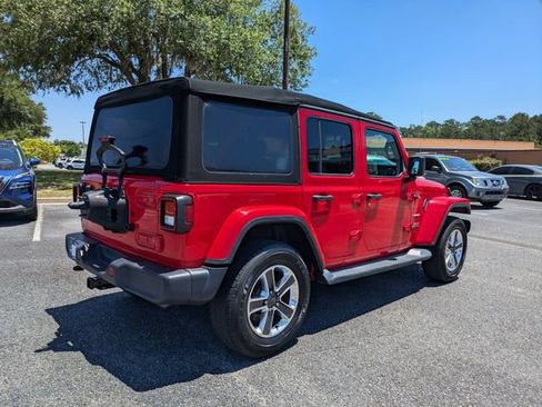 Used 2020 Jeep Wrangler Unlimited Sahara AWD/4WD image 5