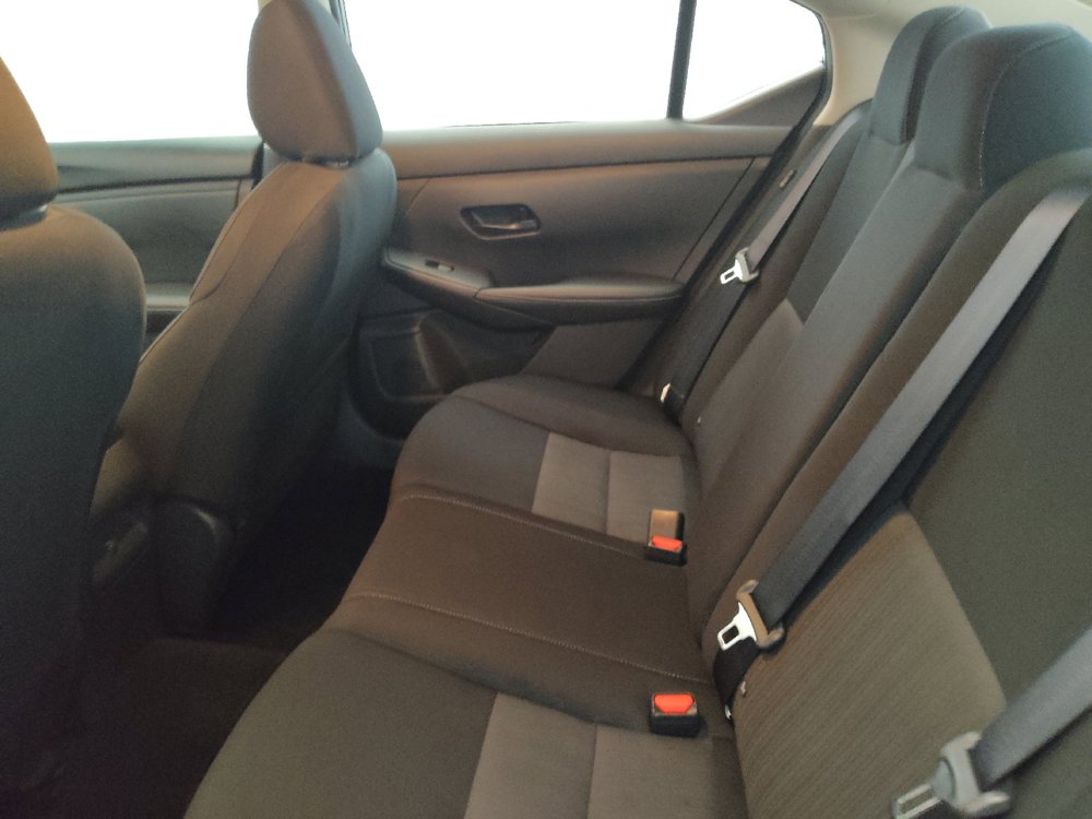 Used 2025 Nissan Sentra SV FWD image 18