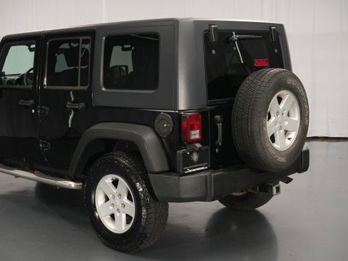 Used 2008 Jeep Wrangler Unlimited X AWD/4WD image 17