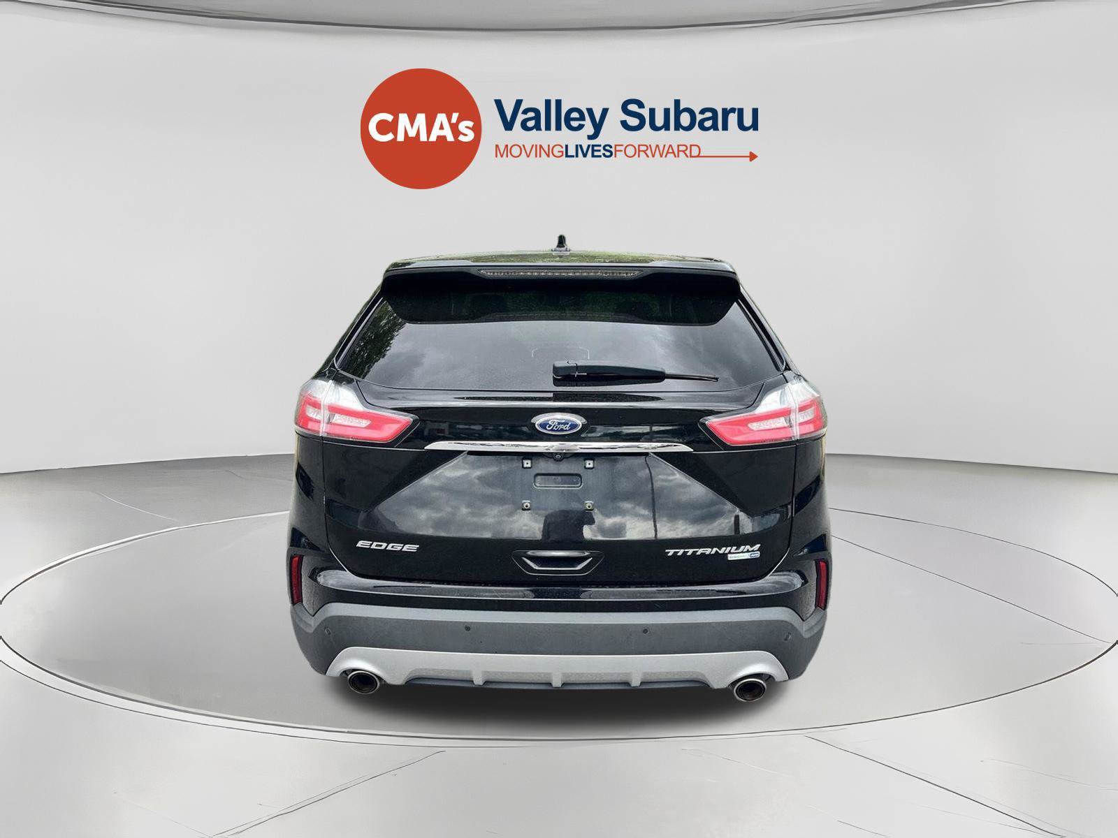 Used 2020 Ford Edge Titanium w/ Equipment Group 301A AWD/4WD image 4