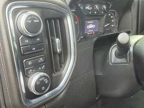 Used 2022 GMC Sierra 2500 SLE w/ SLE Convenience Package AWD/4WD image 12