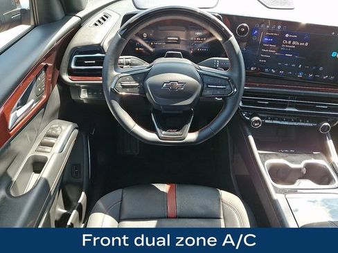 Used 2026 Chevrolet Traverse RS AWD/4WD image 3