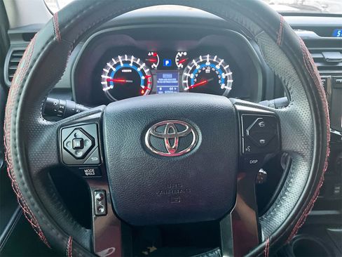 Used 2019 Toyota 4Runner TRD Off-Road Premium image 11