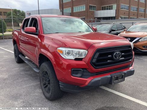 Used 2021 Toyota Tacoma SR w/ SR Convenience Package RWD image 6