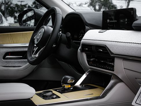 Used 2025 MAZDA CX-90 3.3 Turbo S w/ Premium Plus image 33