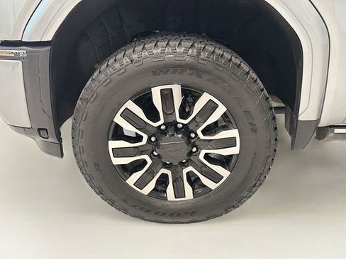 Certified 2026 GMC Sierra 2500 Denali Ultimate AWD/4WD image 26