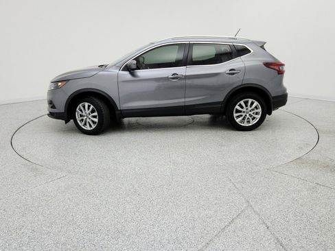 Used 2020 Nissan Rogue Sport SV image 8