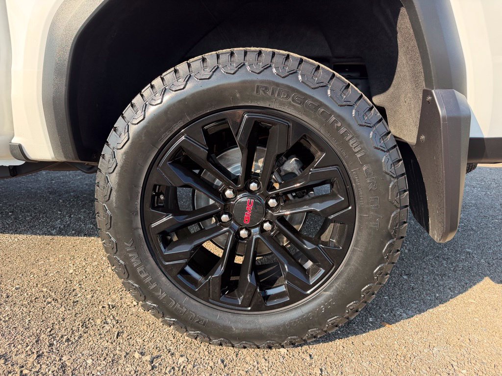 Used 2023 GMC Canyon AT4 AWD/4WD image 14