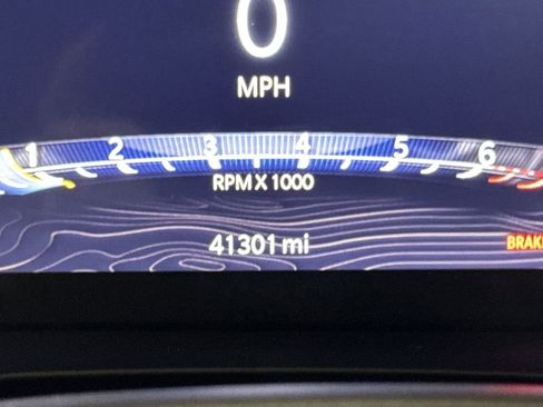 Used 2024 Jeep Grand Cherokee Limited image 12