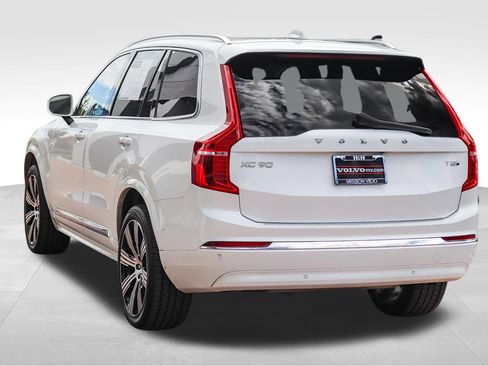 Used 2025 Volvo XC90 T8 Plus w/ Protection Package Premier AWD/4WD image 5