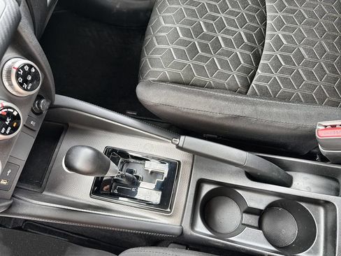 Used 2024 Mitsubishi Outlander Sport AWD image 26