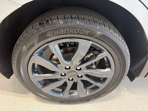 Used 2024 Chevrolet Equinox RS w/ LPO, Floor Liner Package FWD image 6