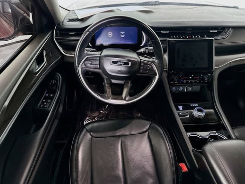 Certified 2021 Jeep Grand Cherokee L Limited image 32