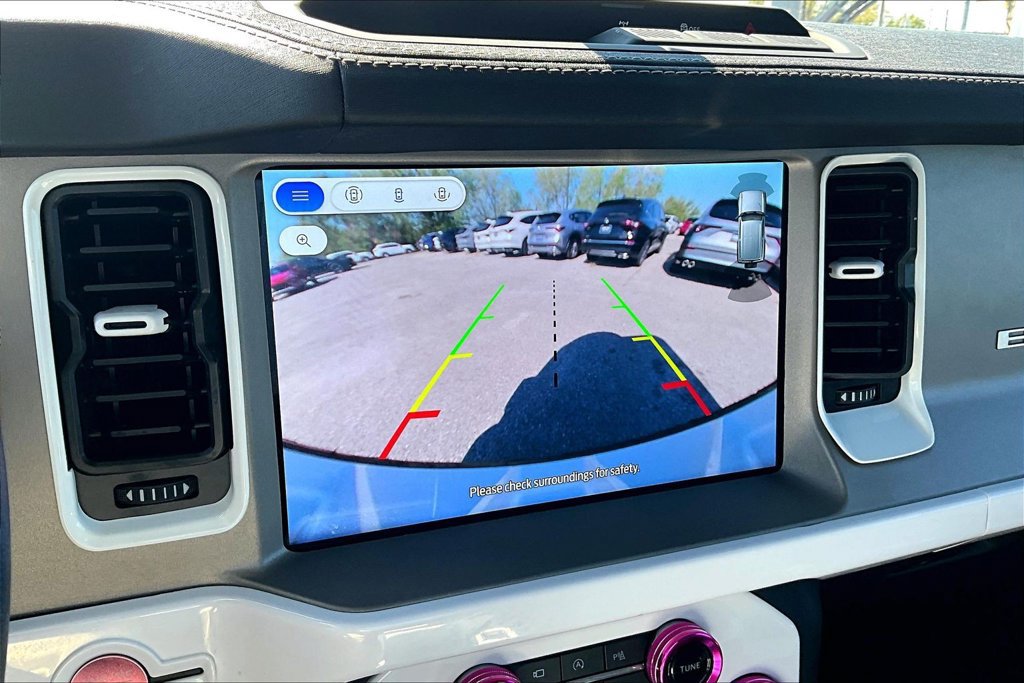 Used 2025 Ford Bronco Outer Banks AWD/4WD image 29