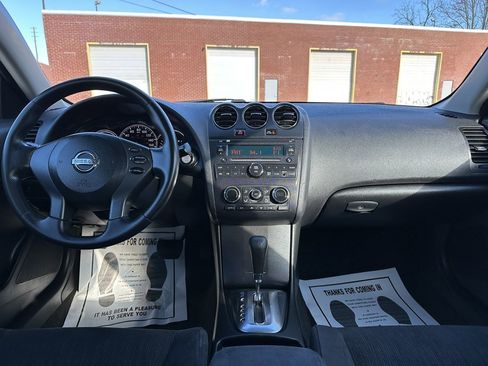 Used 2011 Nissan Altima HEV image 33