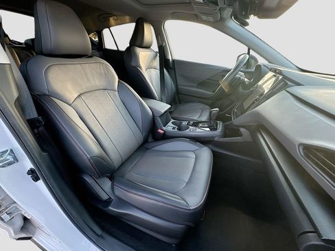 Used 2025 Subaru Crosstrek 2.5i Limited w/ Crosstrek Mirror Package image 37