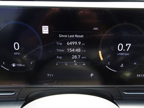 Used 2024 Hyundai Kona Limited AWD/4WD image 45