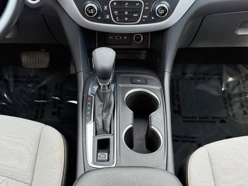 Used 2024 Chevrolet Equinox LT image 15