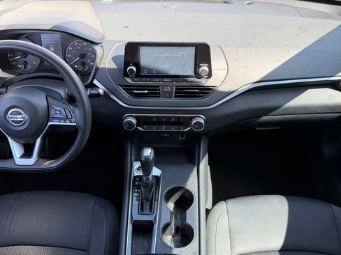 Used 2021 Nissan Altima 2.5 S FWD image 10