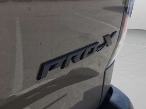 Used 2024 Nissan Frontier Pro-X RWD image 32