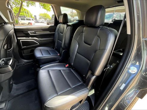 Used 2022 Kia Telluride S AWD/4WD image 21