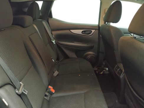 Used 2021 Nissan Rogue Sport S FWD image 19